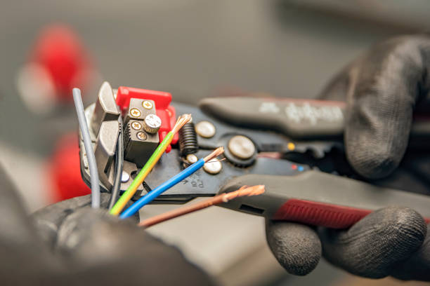 Best Industrial Electrical Services  in Highlands, TX