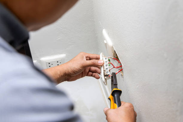 Best Electrician Near Me  in Highlands, TX