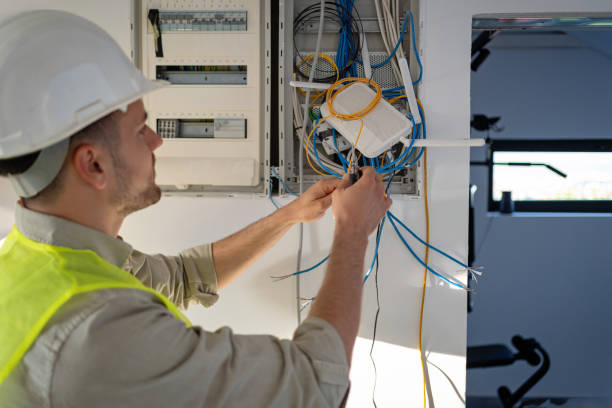 Best Commercial Electrician Services  in Highlands, TX